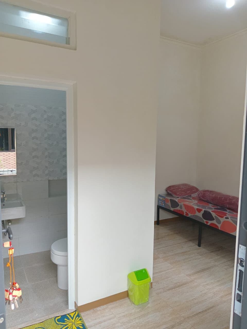 Kamar Oikos Salatiga